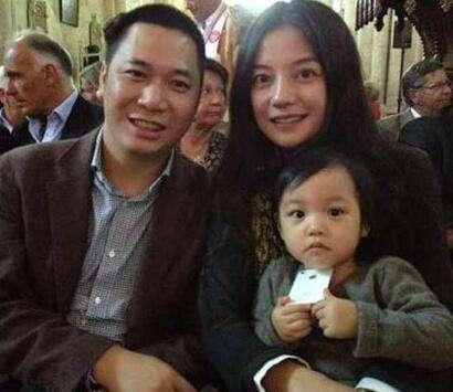 圈内八卦爆料黄有龙,揭秘娱乐圈背后的神秘富豪 第1张 圈内八卦爆料黄有龙,揭秘娱乐圈背后的神秘富豪 第1张